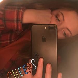 Meet your Posher, Farrah